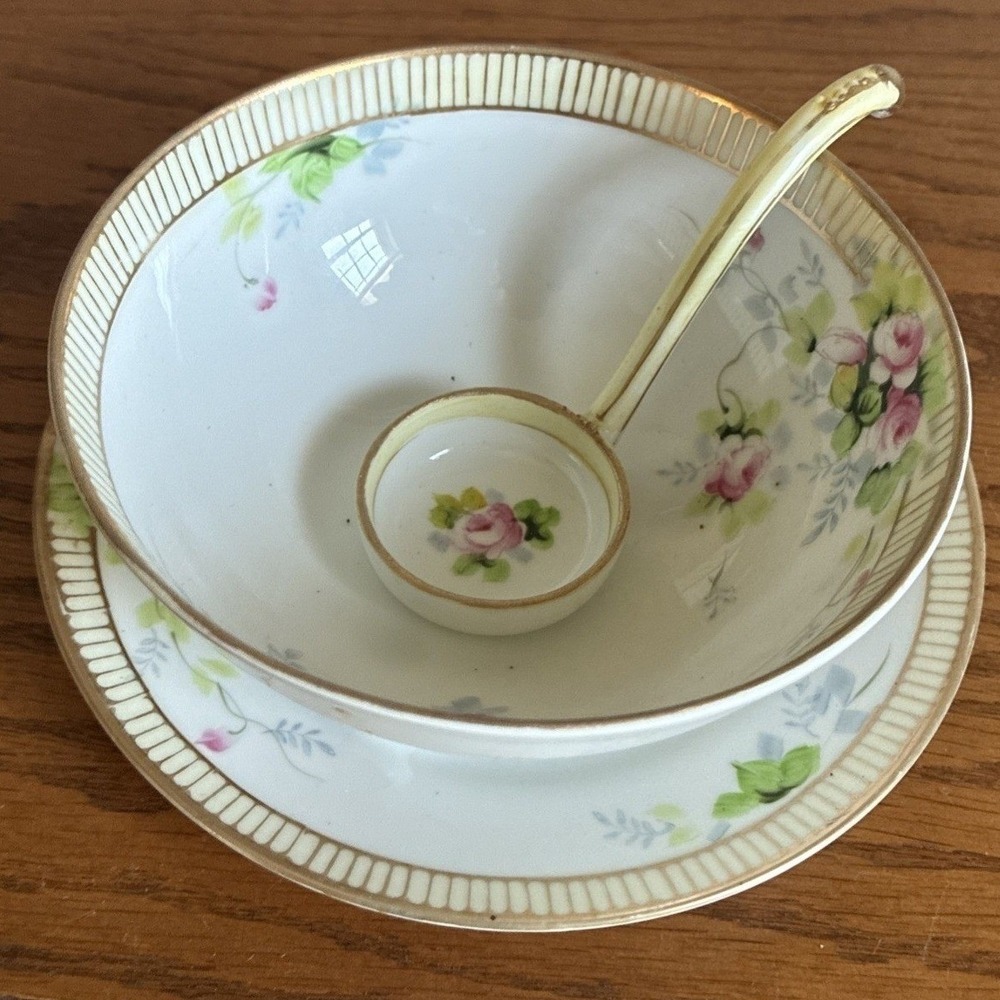 Vintage Hand Painted Nippon Three Footed Sauce Bowl w/Saucer & Ladle Gold Trim